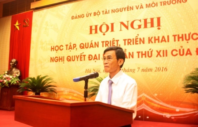 Phó Bí thư thường trực Đảng ủy Bộ TN&MT Vũ Đình Sinh phát biểu tại Hội nghị