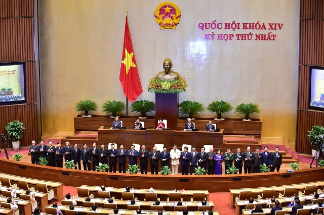 Chính phủ nhiệm kỳ 2016-2021 ra mắt Quốc hội và cử tri cả nước