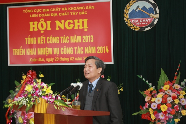 Liên Đoàn trưởng LĐĐCTB Hoàng Minh Huệ báo cáo tại Hội nghị