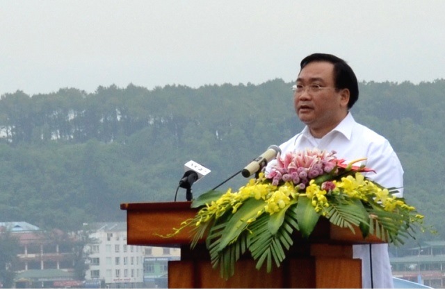 Phó Thủ tướng Chính Phủ Hoàng Trung Hải phát biểu tại buổi lễ mít tinh